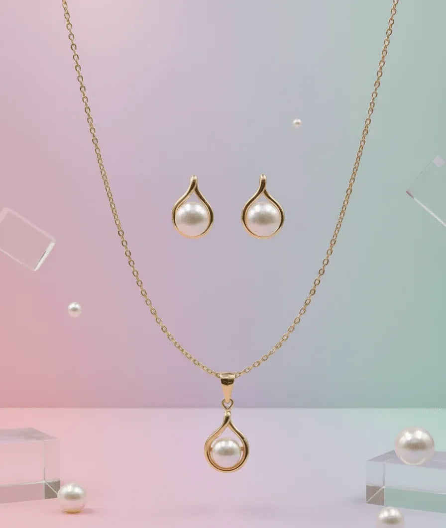 Pearl Drop Gold Pendant Set